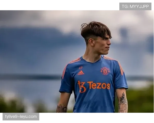 滕哈赫重塑比赛节奏，球队掌控力显著提升表现亮眼