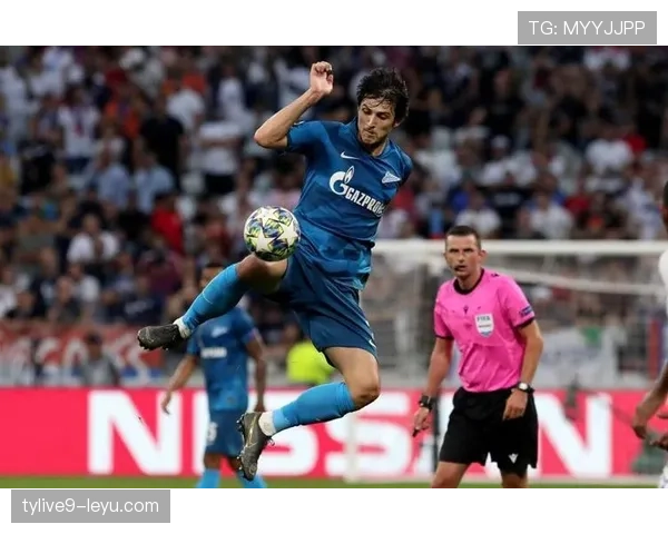 阿兹蒙状态回暖，助勒沃库森关键战告捷