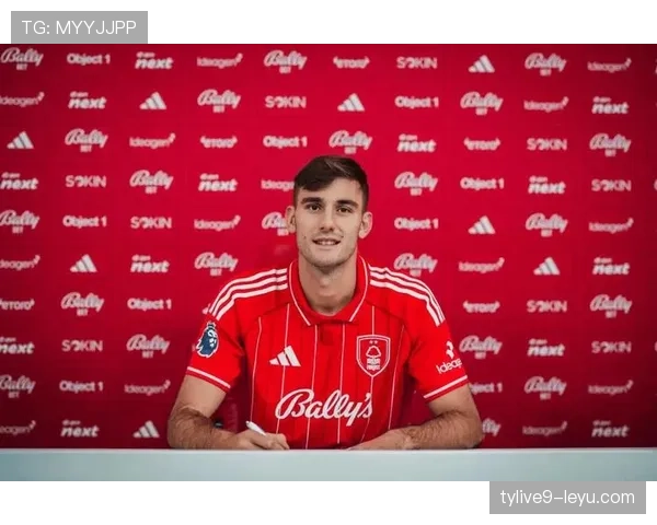 森林队英超赛季表现亮眼,期待延续出色状态 森林队英超赛季表现亮眼,期待延续出色状态